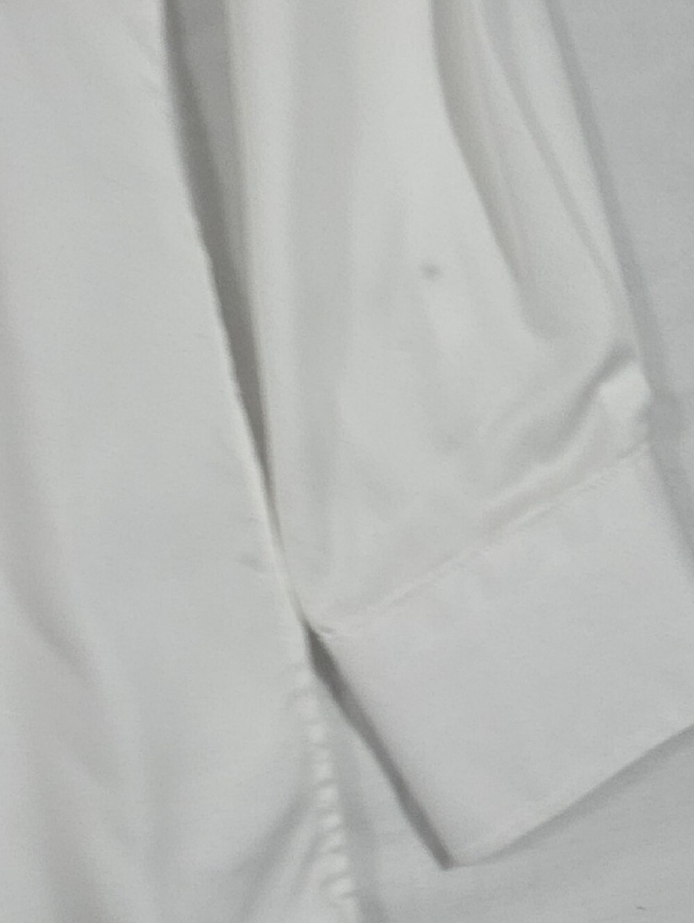 Men's White Dress Shirt with Spread Collar - Classic Tailored Look - Picture 8 of 9